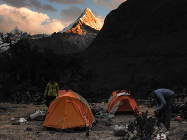 Bergsteigen in der Cordillera Blanca: Alpamayo und Artesonraju - Teil 1