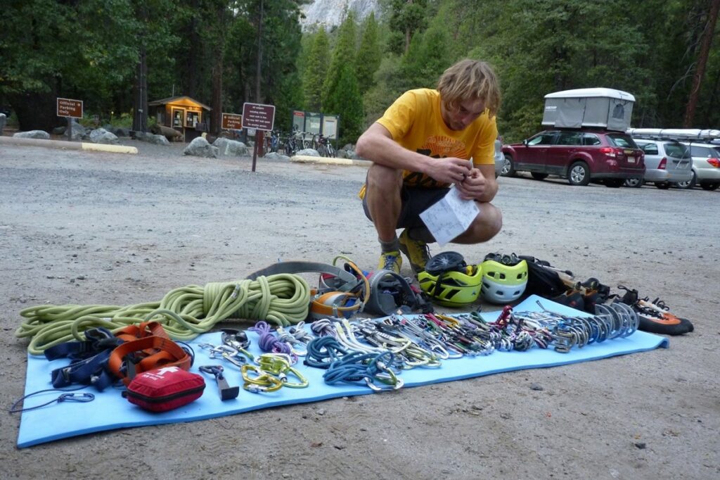 Fritz´ Klettermaterial für die Nose, eine Kletterroute am El Capitan im Yosemite National Park, Kalifornien.