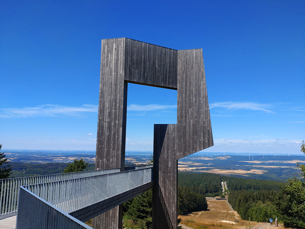 Die Aussicht vom Erbeskopf.