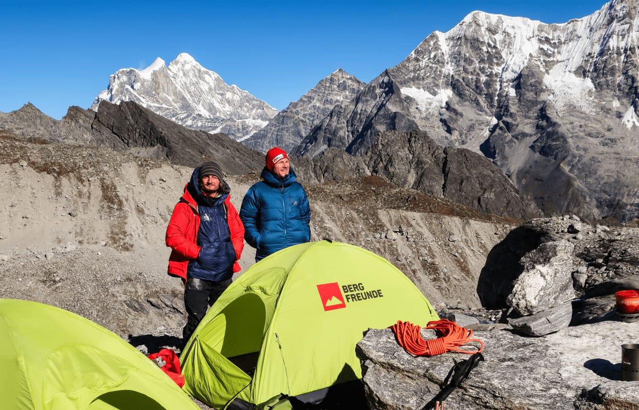 Auf Expedition mit einem Bergfreunde Zelt